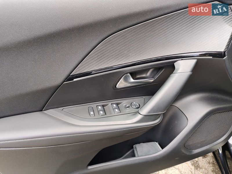 Внедорожник / Кроссовер Peugeot e-2008 2020 в Софиевской Борщаговке фото 20 Внедорожник / Кроссовер Peugeot e-2008 2020 в Софиевской Борщаговке