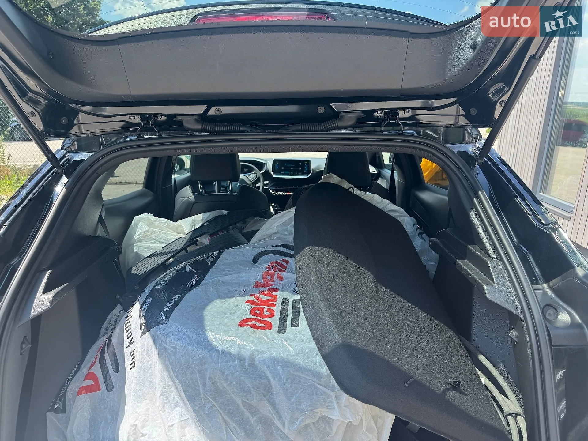 2021 Peugeot 2008 - мініатюра 25