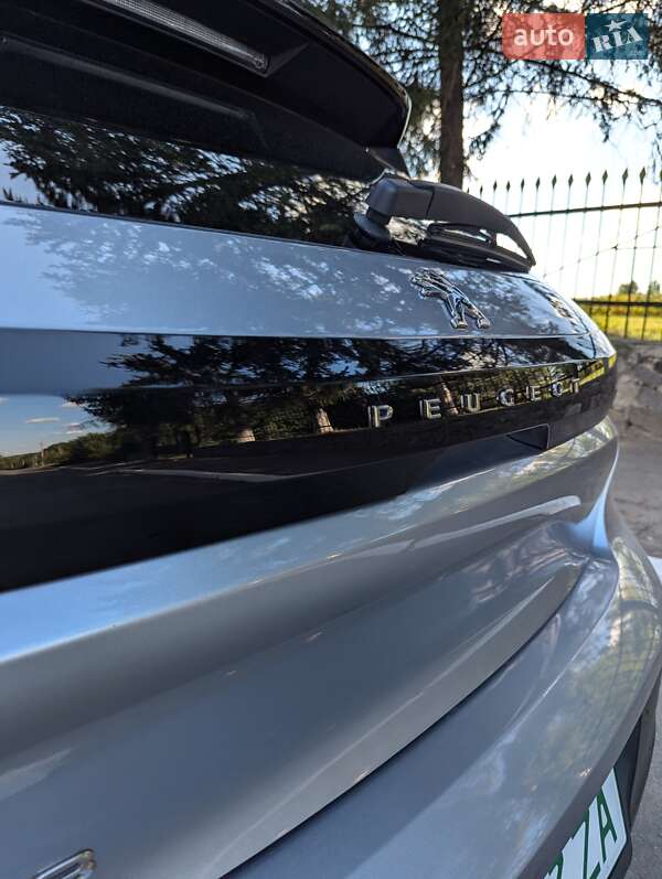 Хэтчбек Peugeot e-208 2021 в Немирове