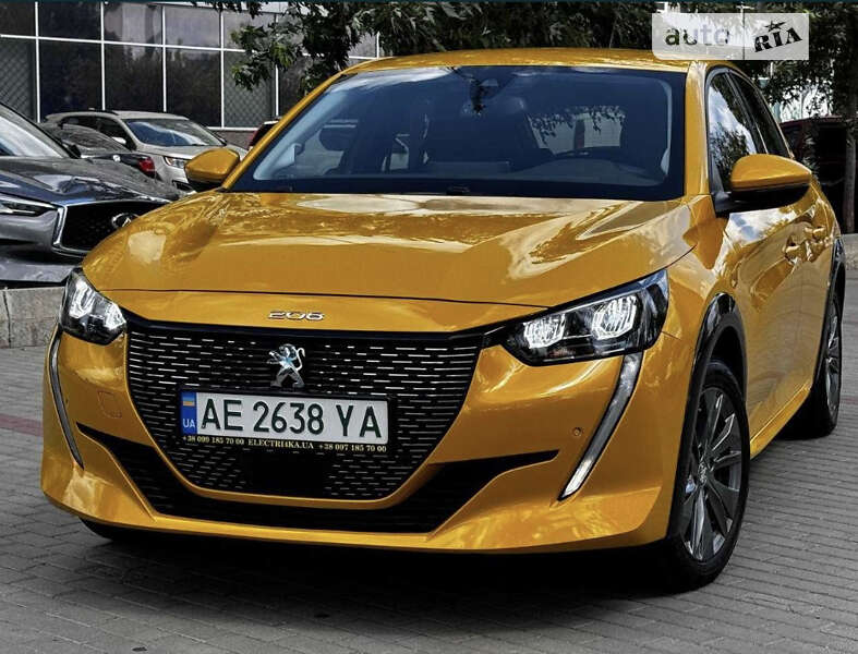 Peugeot e-208 2020