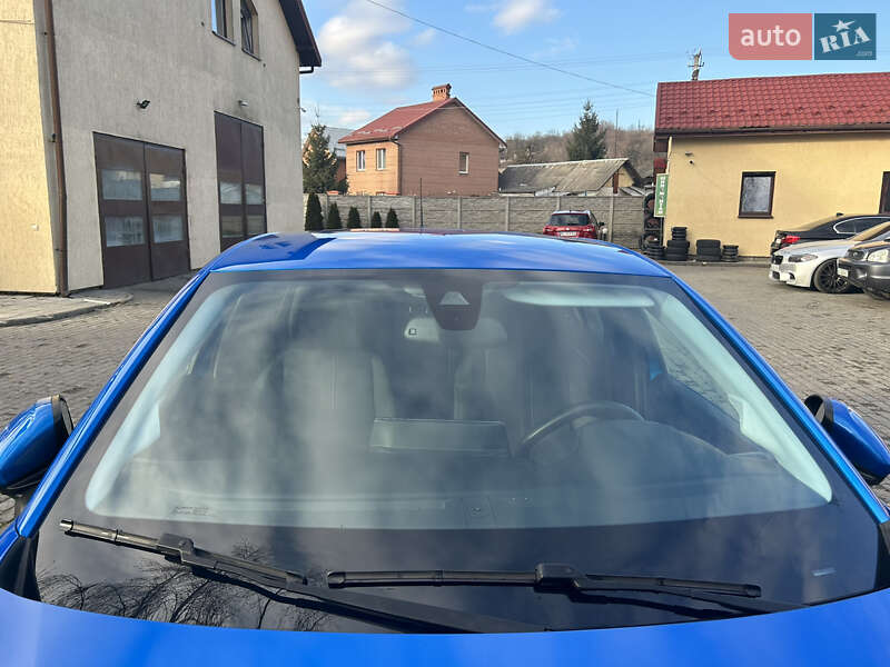 Хэтчбек Peugeot e-208 2021 в Львове