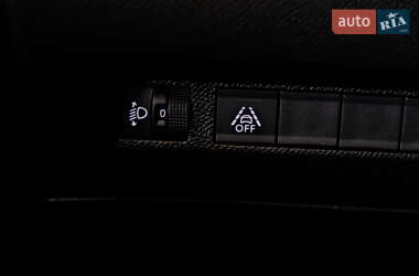 Хэтчбек Peugeot e-208 2021 в 