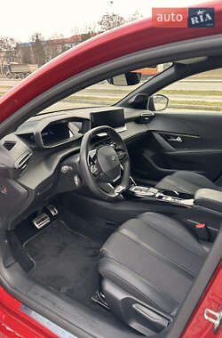 Хэтчбек Peugeot e-208 2022 в 