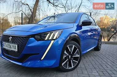 Хэтчбек Peugeot e-208 2021 в Ивано-Франковске