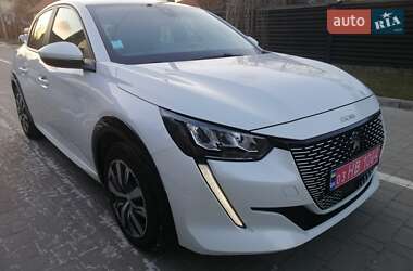 Хэтчбек Peugeot e-208 2020 в Львове