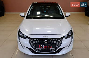 Хэтчбек Peugeot e-208 2021 в 