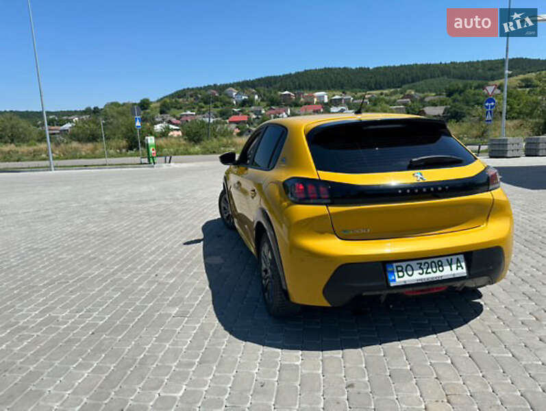 Хетчбек Peugeot e-208 2021 в Тернополі