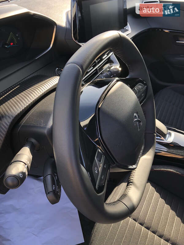 Хетчбек Peugeot e-208 2021 в Дніпрі