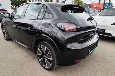 Хэтчбек Peugeot e-208 2020 в 