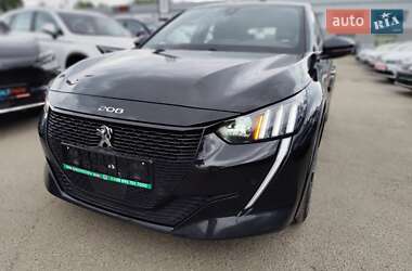 Хэтчбек Peugeot e-208 2020 в 