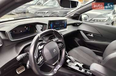 Хэтчбек Peugeot e-208 2020 в 