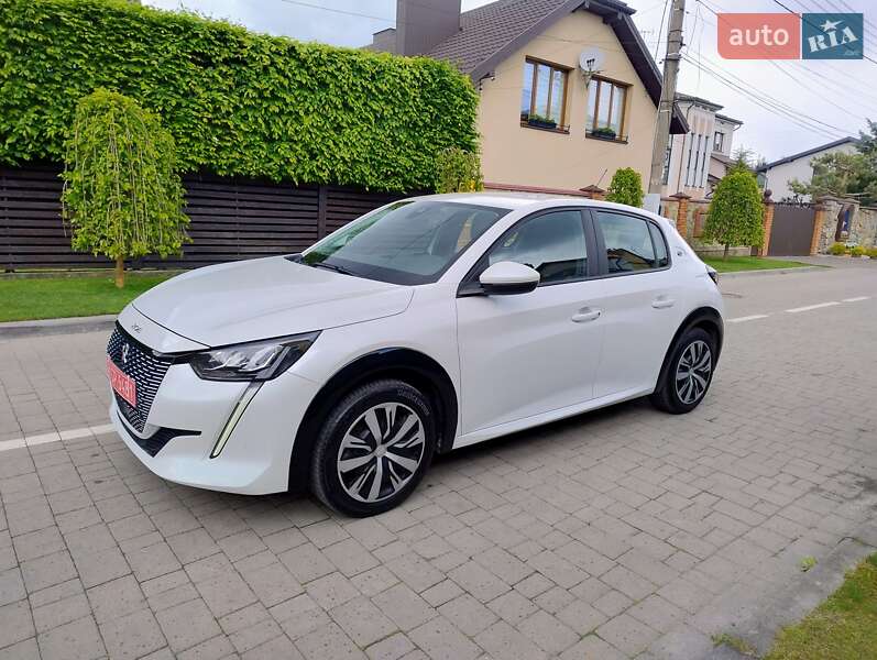 Peugeot e-208 2020