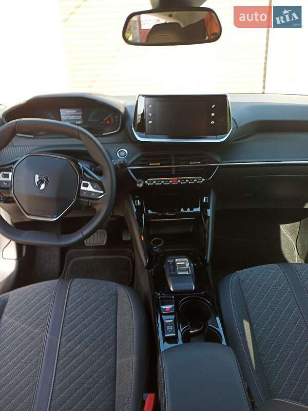 Хэтчбек Peugeot e-208 2024 в Одессе фото 3 Хэтчбек Peugeot e-208 2024 в Одессе