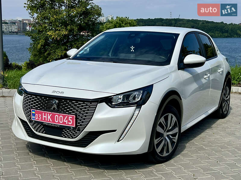 Peugeot e-208 2020