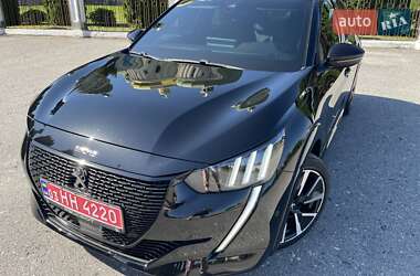 Хетчбек Peugeot e-208 2021 в Дубні