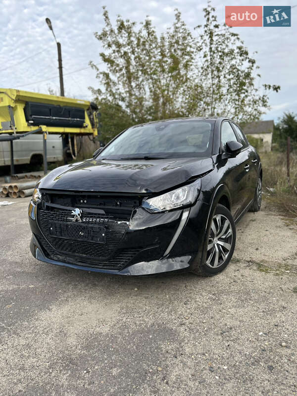 Peugeot e-208 2023