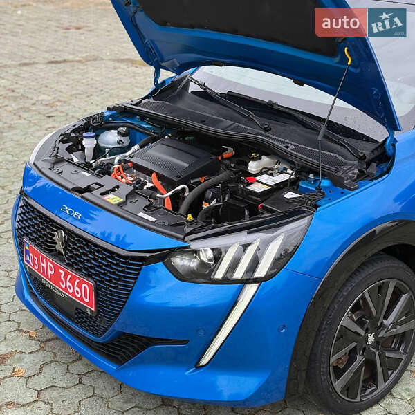 Хэтчбек Peugeot e-208 2023 в Ровно