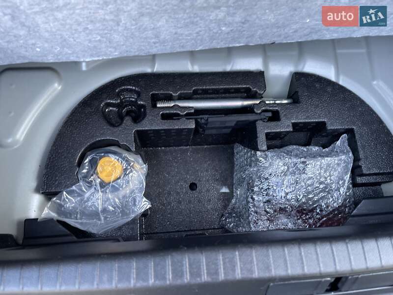 Хетчбек Peugeot e-208 2021 в Хмельницькому