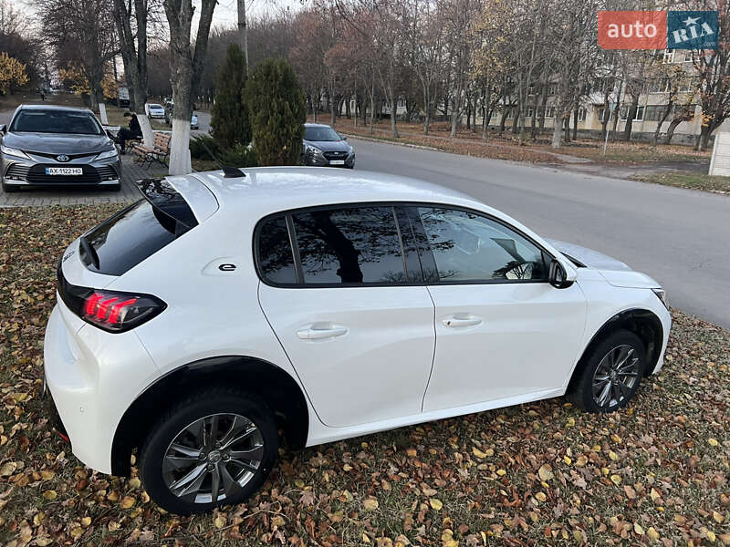 Хэтчбек Peugeot e-208 2021 в Лозовой