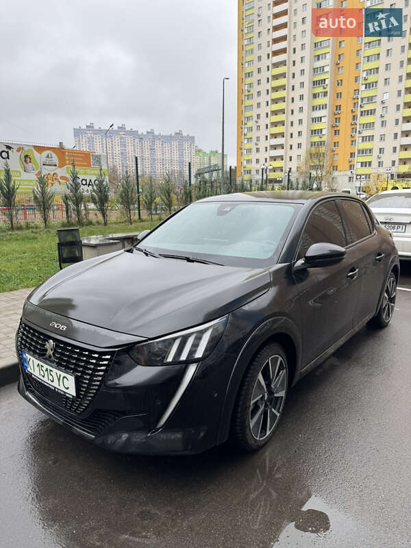 Хетчбек Peugeot e-208 2022 в Києві