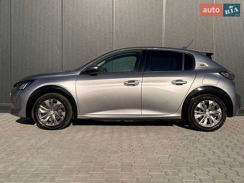 Хэтчбек Peugeot e-208 2019 в Львове