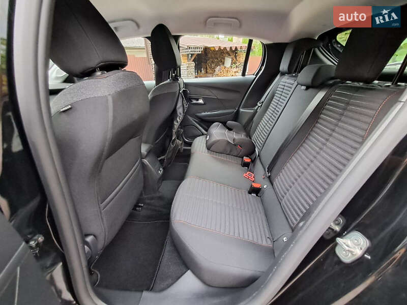 Хэтчбек Peugeot e-208 2023 в Самборе фото 30 Хэтчбек Peugeot e-208 2023 в Самборе