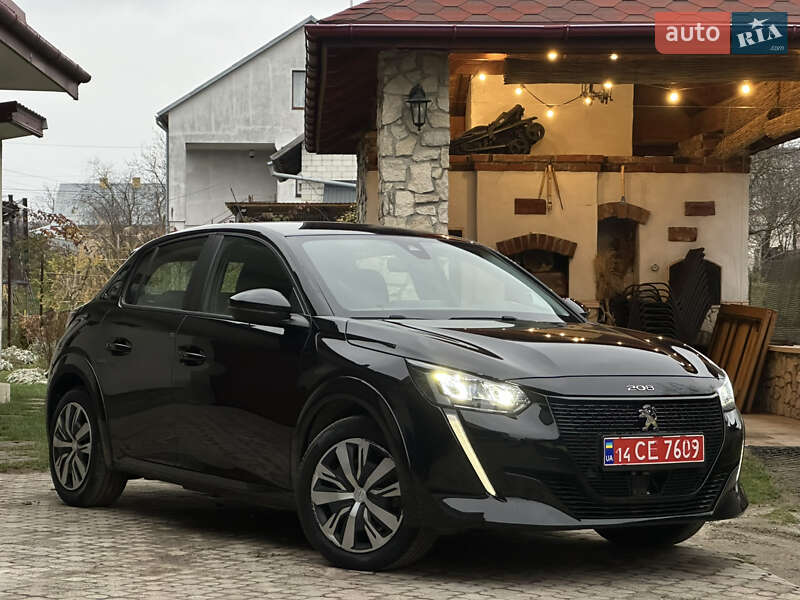 Peugeot e-208 2020