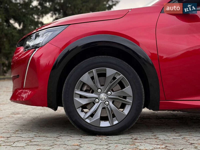 Хетчбек Peugeot e-208 2022 в Рівному фото 19 Хетчбек Peugeot e-208 2022 в Рівному