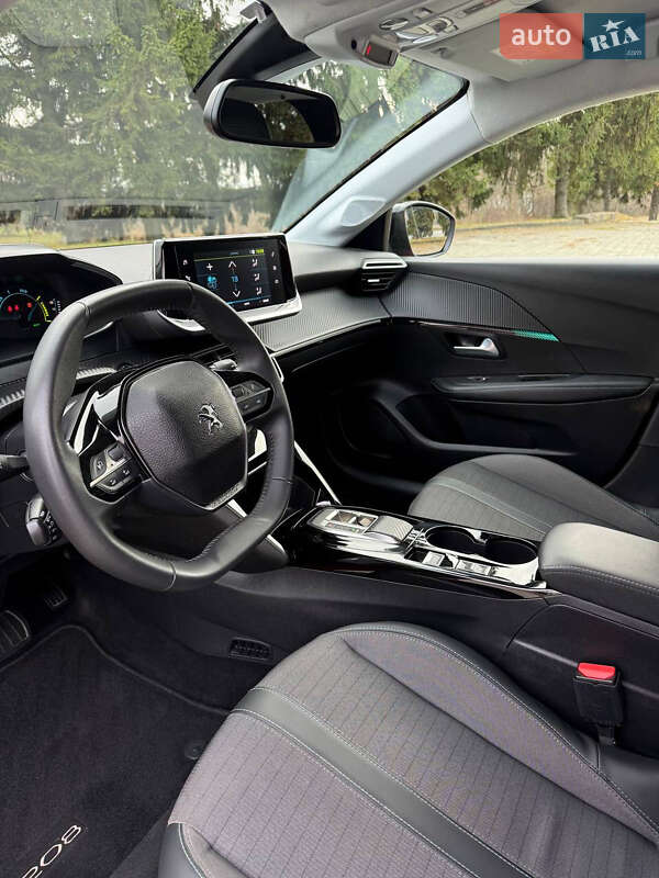 Хетчбек Peugeot e-208 2022 в Рівному фото 23 Хетчбек Peugeot e-208 2022 в Рівному