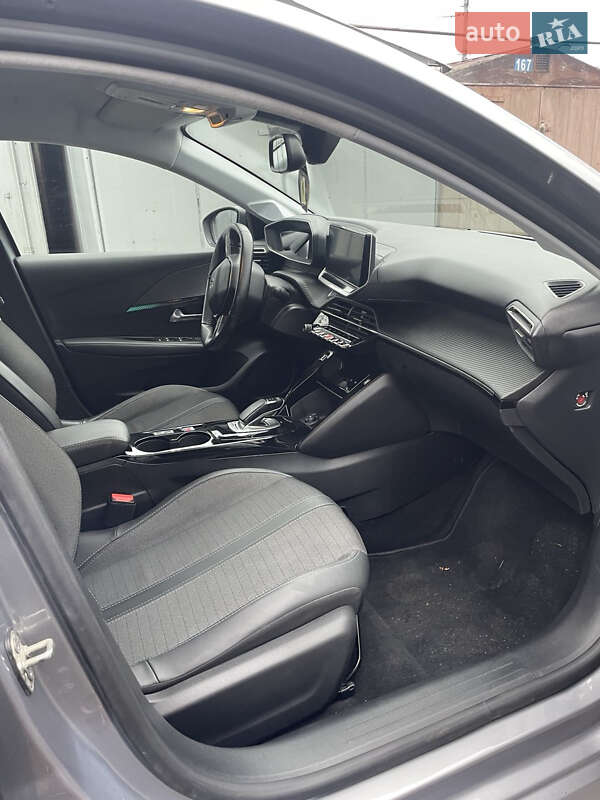 Хетчбек Peugeot e-208 2021 в Черкасах фото 11 Хетчбек Peugeot e-208 2021 в Черкасах