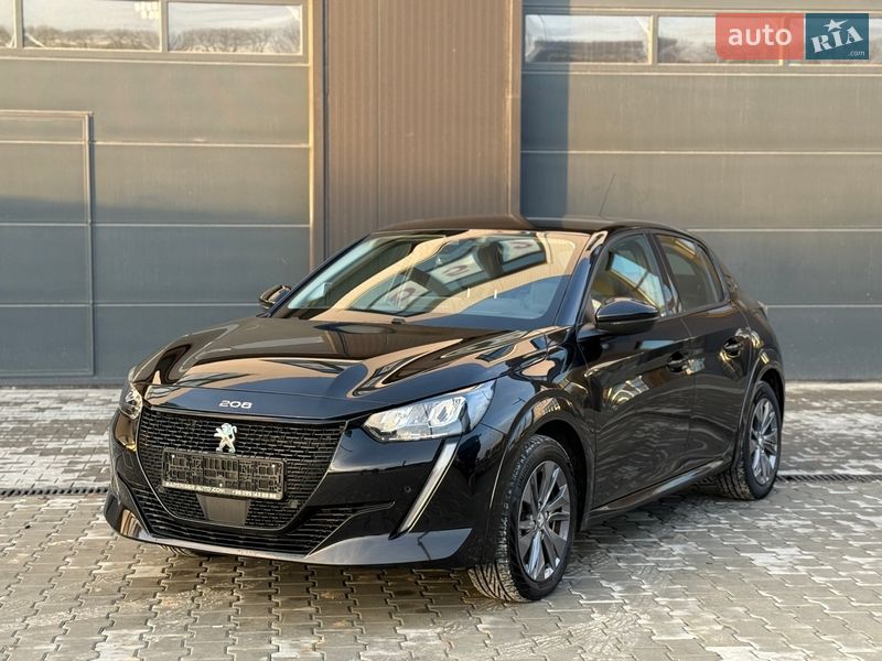 Peugeot e-208 2020