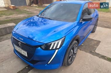 Хетчбек Peugeot e-208 2022 в Краснограді