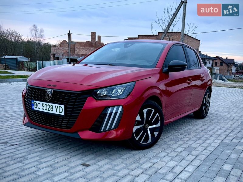 Хэтчбек Peugeot e-208 2024 в Львове
