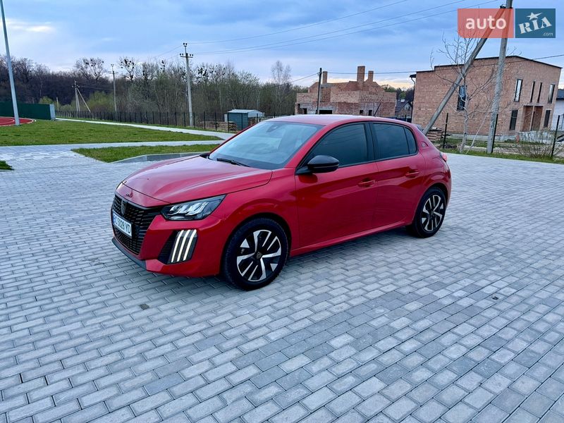 Хэтчбек Peugeot e-208 2024 в Львове