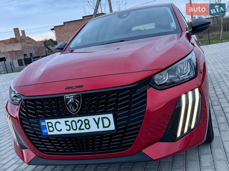 Хэтчбек Peugeot e-208 2024 в Львове