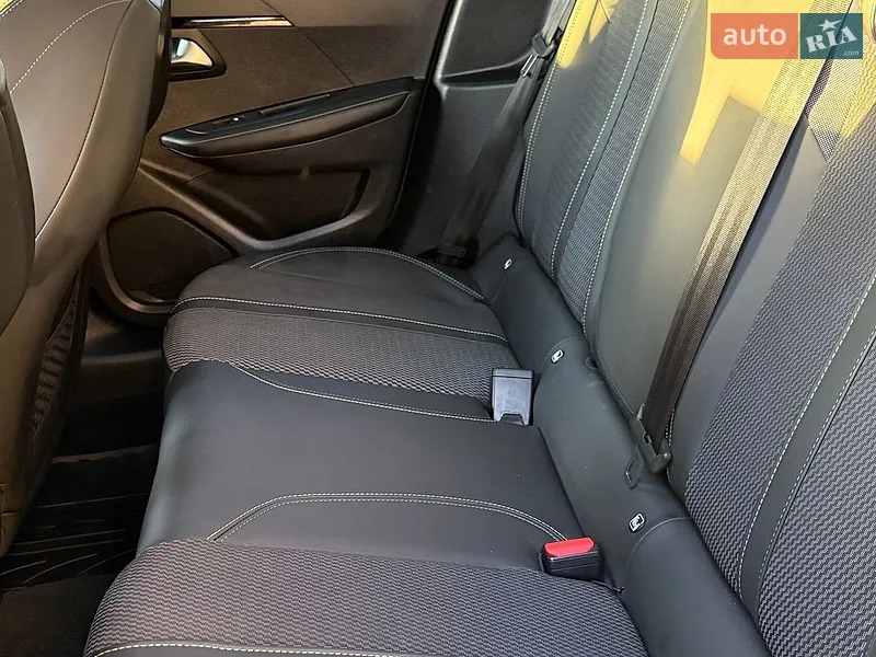 Peugeot e-208 2024 VIN VR3UHZKX4R4155017 фото оголошення 48 з 87