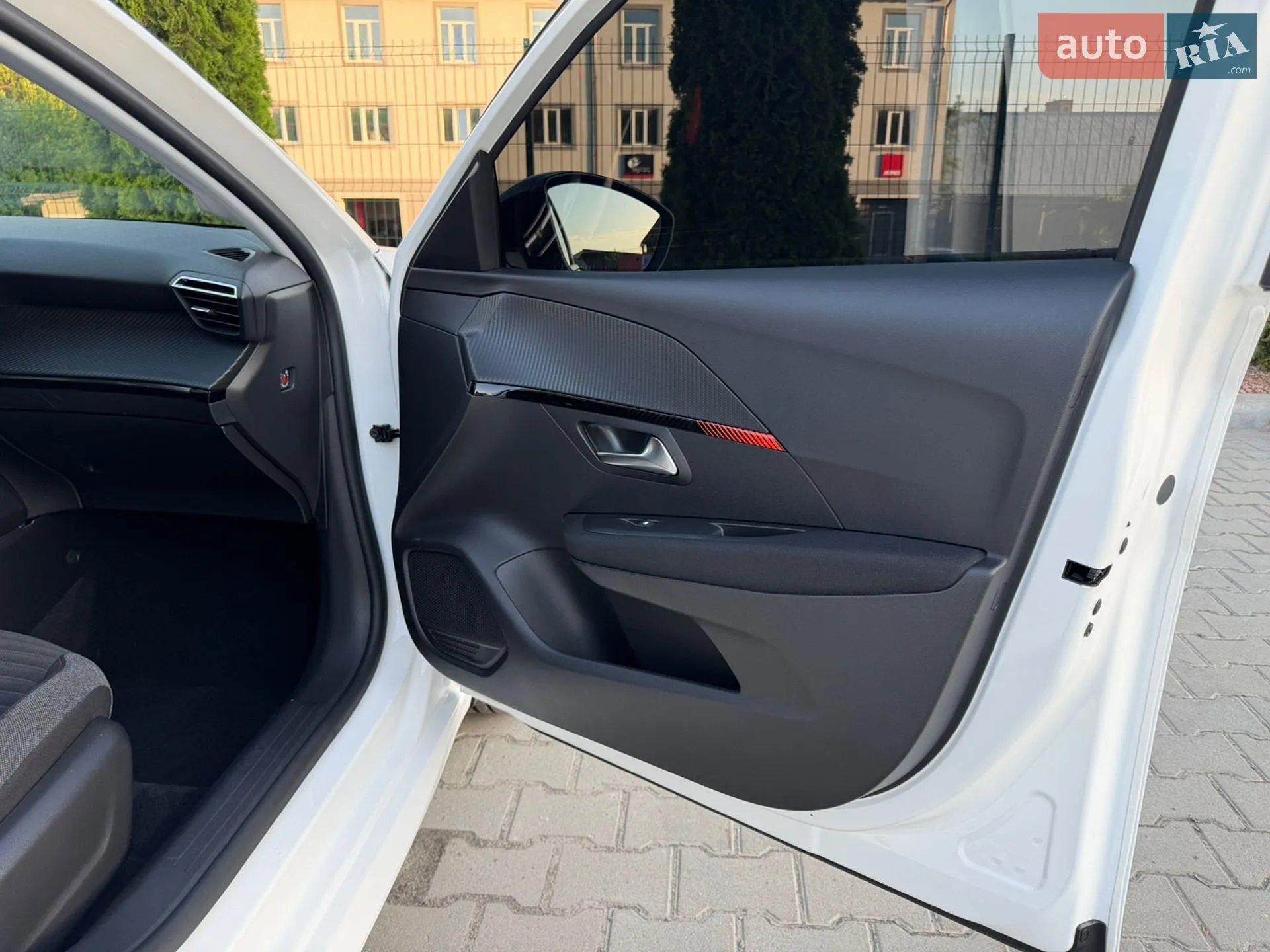 2023 Peugeot 208 - мініатюра 39