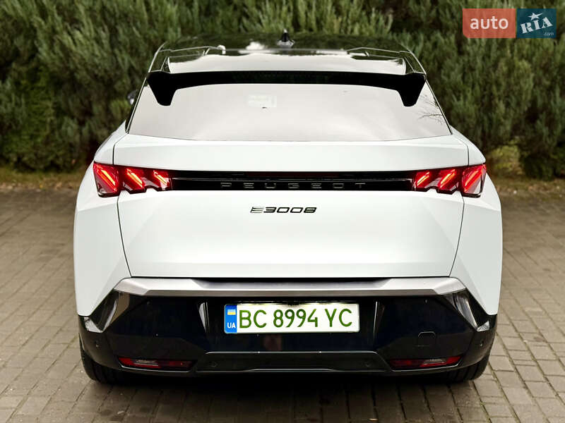 Внедорожник / Кроссовер Peugeot e-3008 2024 в Самборе