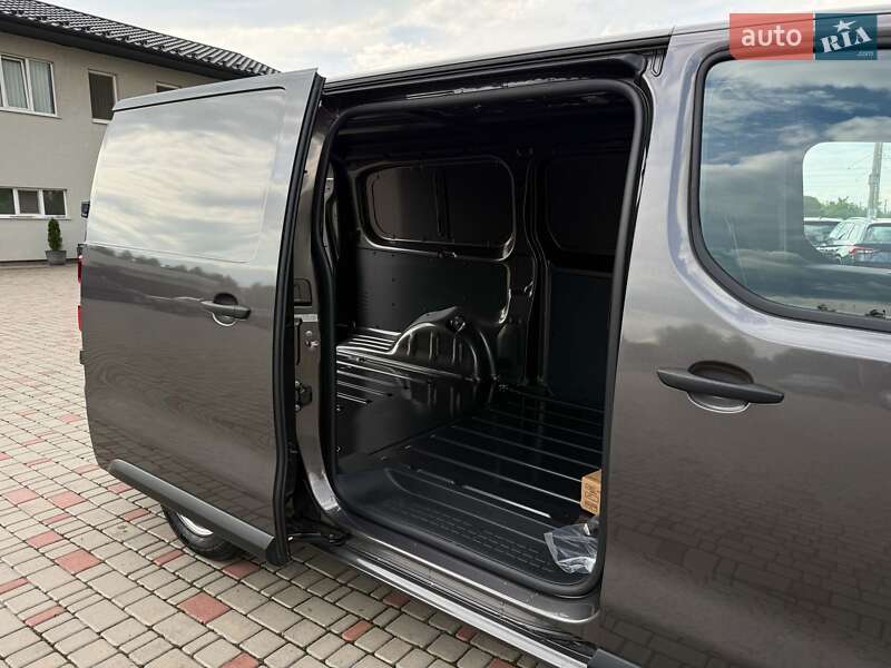 Грузовой фургон Peugeot e-Expert 2024 в Луцке