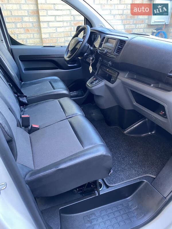 Вантажний фургон Peugeot e-Expert 2022 в Києві