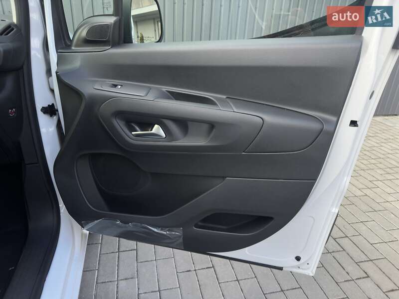Вантажний фургон Peugeot E-Partner 2024 в Мукачевому
