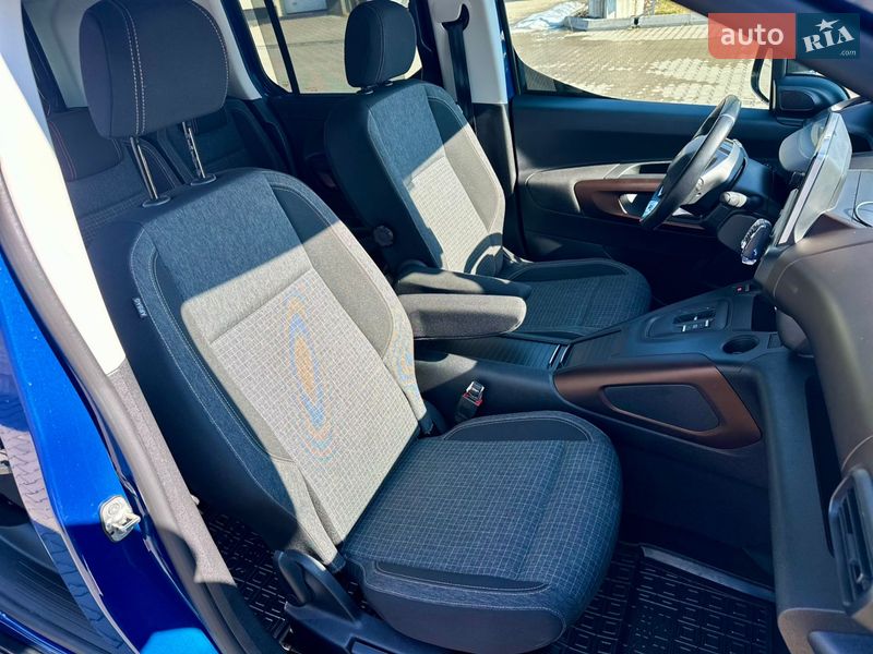 Минивэн Peugeot e-Rifter 2021 в Рожище