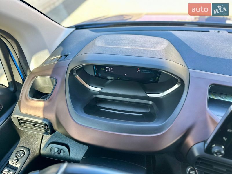 Минивэн Peugeot e-Rifter 2021 в Рожище