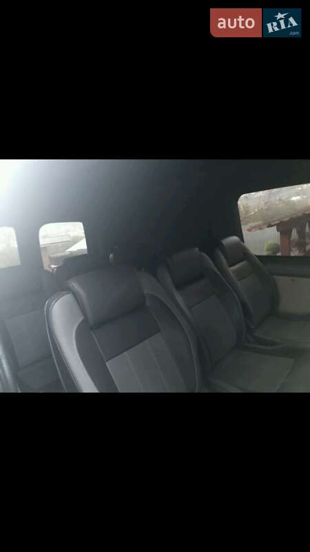 Грузопассажирский фургон Peugeot Expert 2008 в Хусте