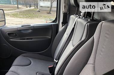 Грузопассажирский фургон Peugeot Expert 2015 в 