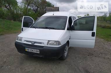 Мінівен Peugeot Expert 2000 в 