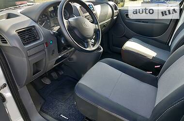 Вантажопасажирський фургон Peugeot Expert 2015 в 