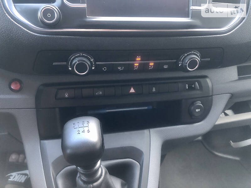 Минивэн Peugeot Expert 2016 в Ровно