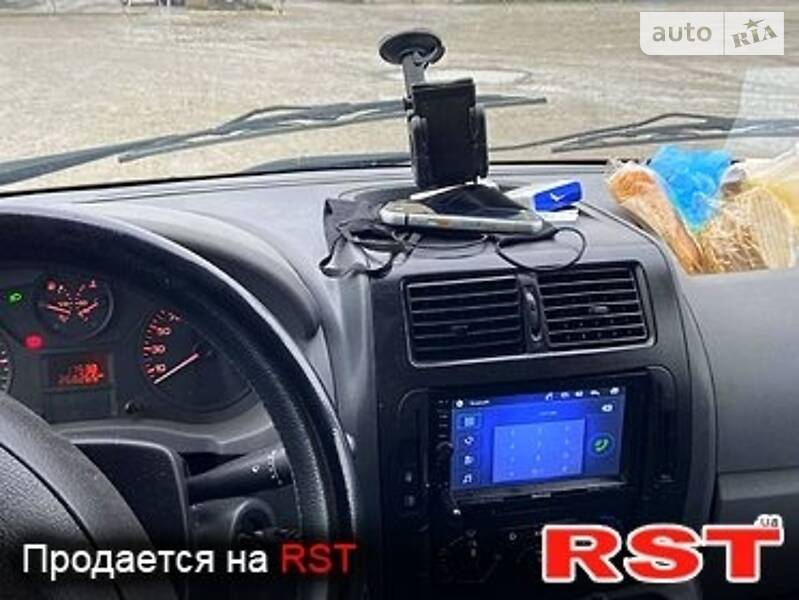 Грузопассажирский фургон Peugeot Expert 2008 в Коростене