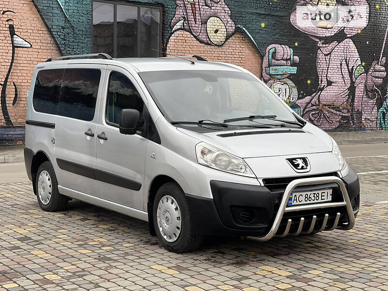 Минивэн Peugeot Expert 2007 в 